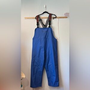Mens blue Grundens waterproof rain overalls. Size XXL